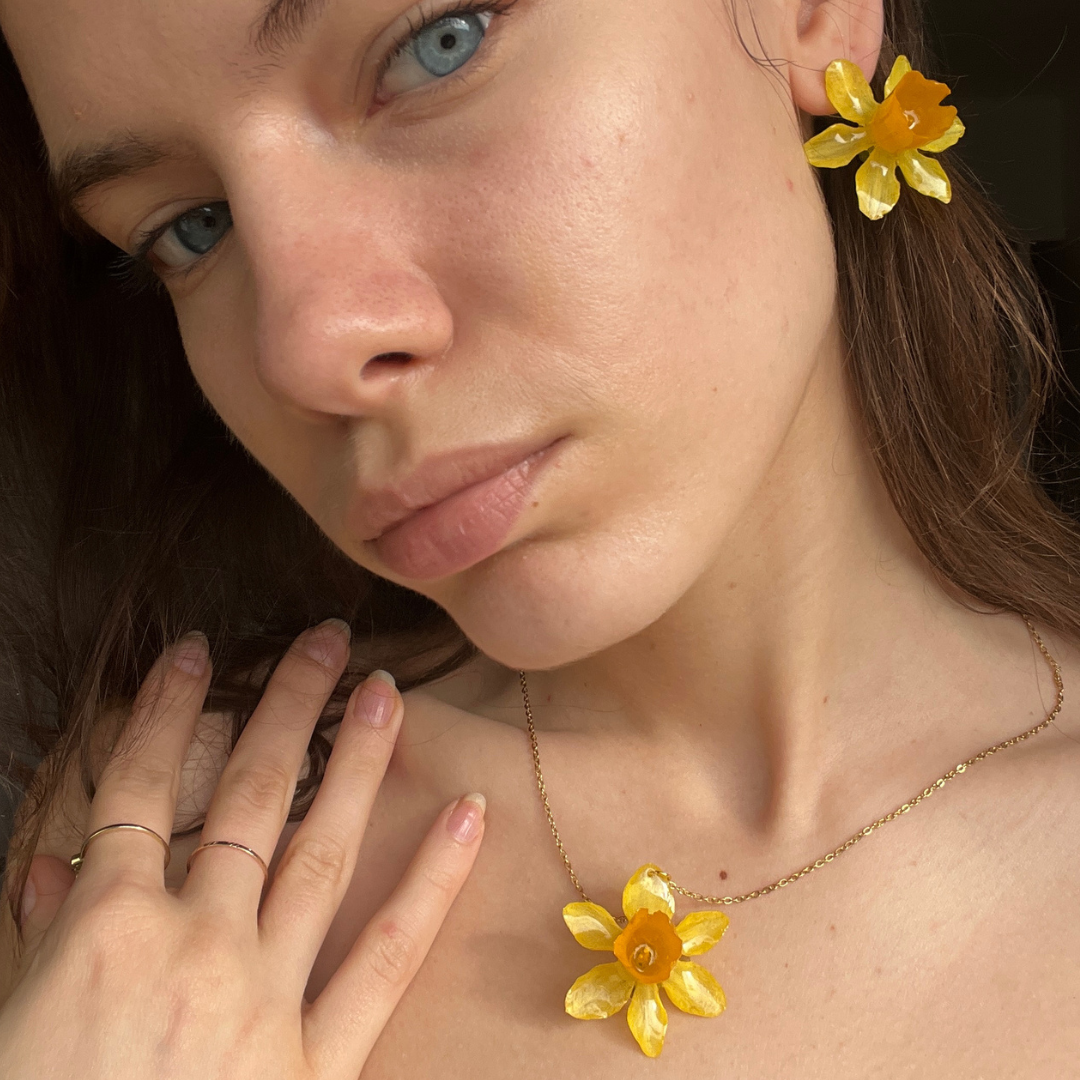 Słoneczny narcyz - naszyjnik - Bratki